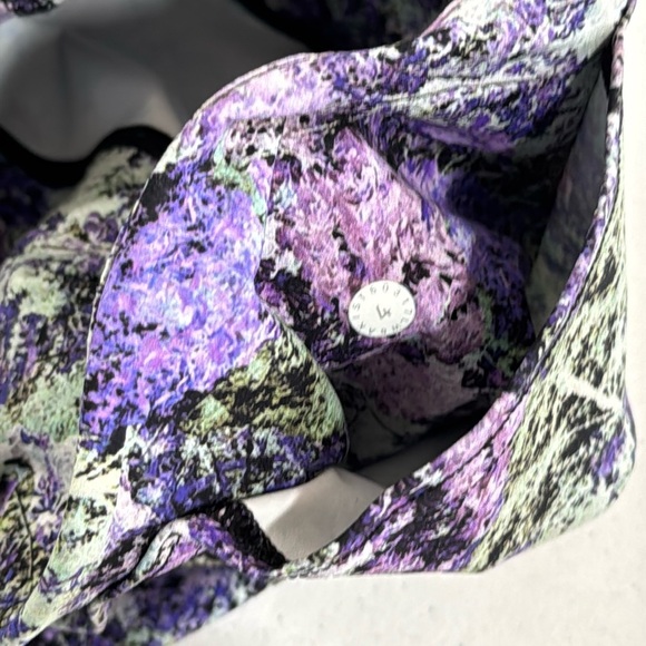 Lululemon Fast & Free Cropped Leggings Purple Iris Size 4 Nulux Fabric - Picture 12 of 13